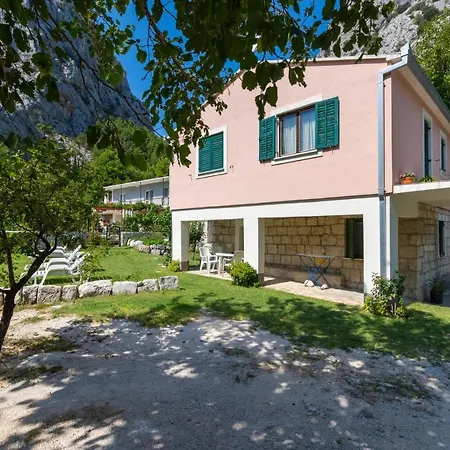 Amazing Apartment In Omis With Kitchen Exterior photo